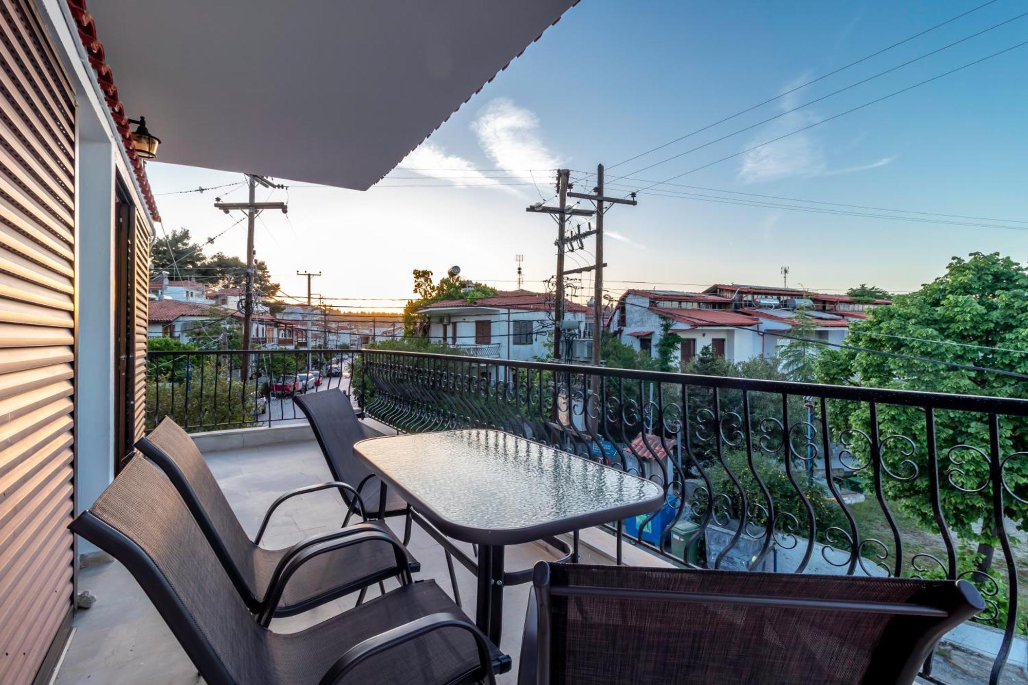 Properstay 101 - Casa Leonardo Chalkidiki โปไลโครโน ภายนอก รูปภาพ